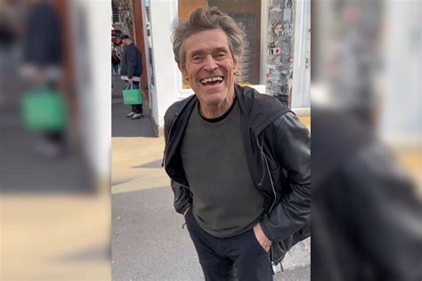 willem dafoe fit check.